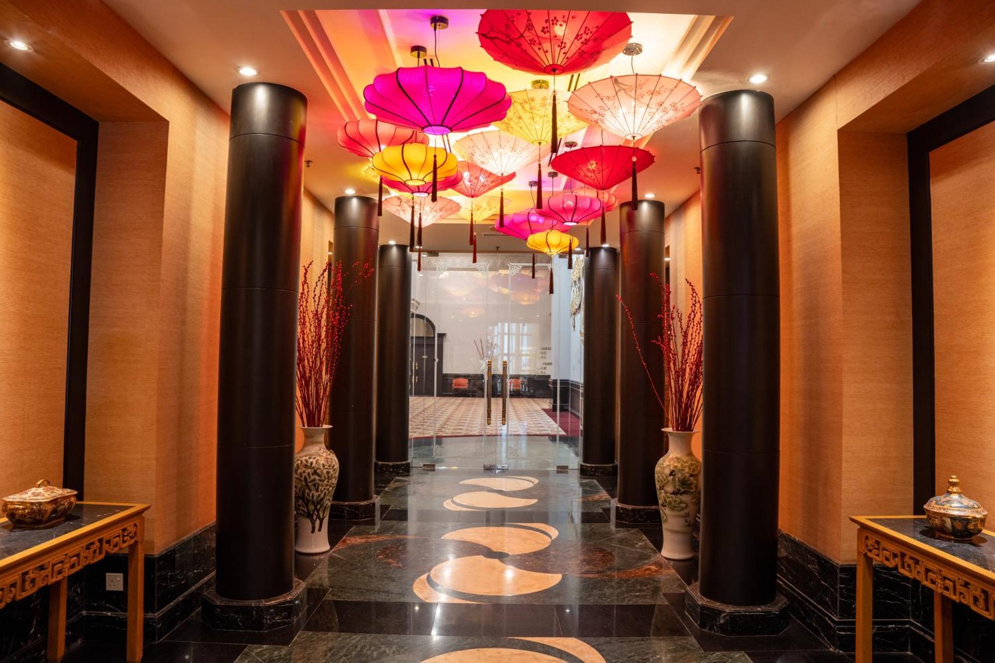 仁艾大酒店 哥打巴鲁 外观 照片